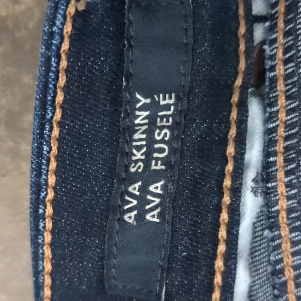 Jeans - Picture 3 of 4